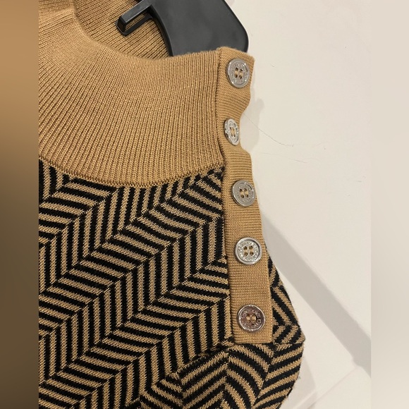 Calvin Klein Mock Neck Sweater Size Medium Black and Tan - Picture 3 of 6